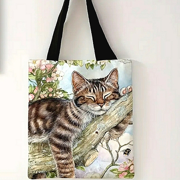 Adorable Cat Sleeping in Tree Tote Bag, NWT - Picture 2 of 2